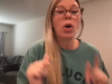 texas_blonde's chat room