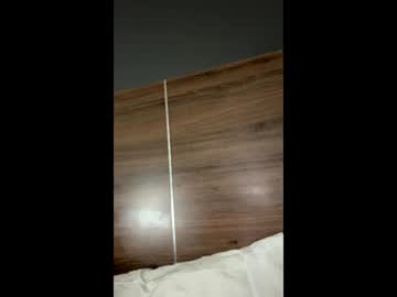 deepthroatqueen33's chat room