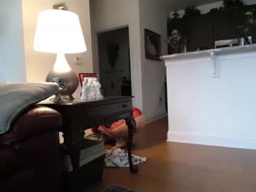 hotblondemilf1962's chat room