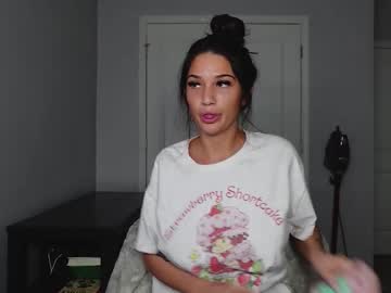 prettygirll23's chat room