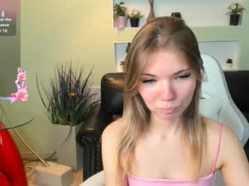 michafox's chat room