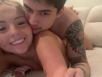 beachbabes999's chat room