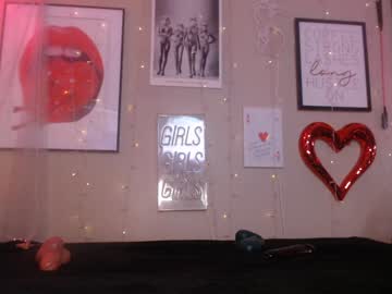 milf_lacey's chat room