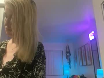 quickandcurious's chat room