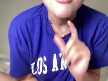 mamilovesmoney's chat room