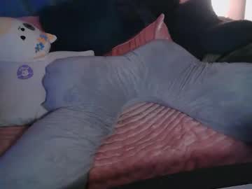 lolaa555's chat room