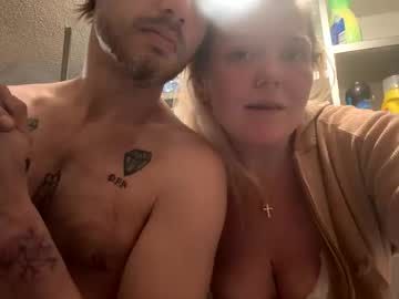 dickeddownsouth's chat room