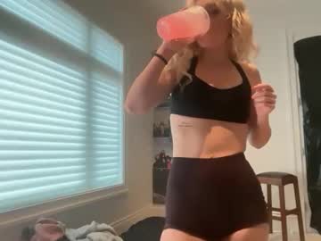 lilybrown07's chat room