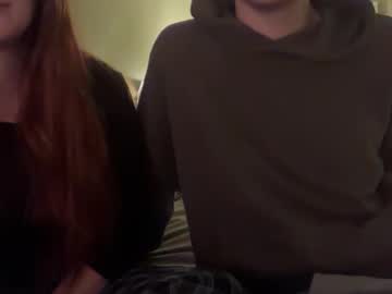 redheadandbigpeenar's chat room