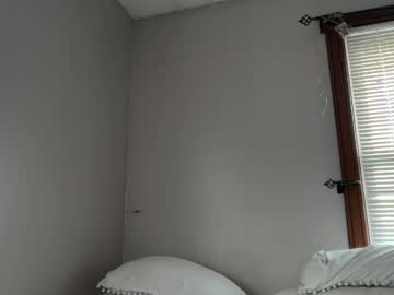 minahoneyy38's chat room