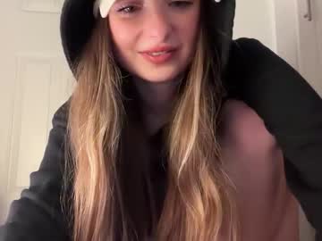 fantasyella's chat room