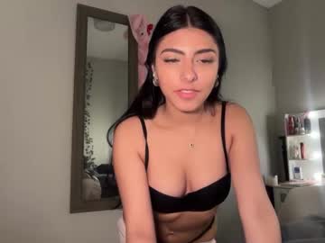 sophiasecretsx's chat room