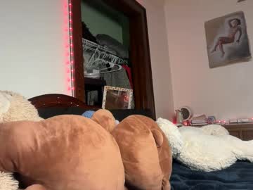 kinkycoupleinteracial's chat room