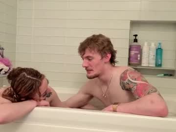 aliceinaceland's chat room