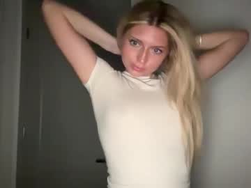 summerclarkee's chat room