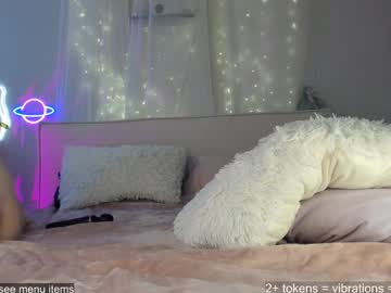 laurenxcros's chat room