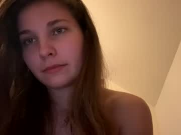 deepthroatqueen33's chat room