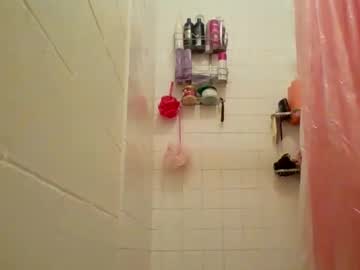 blonde_katie's chat room