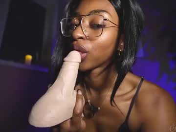 jada_valentine's chat room