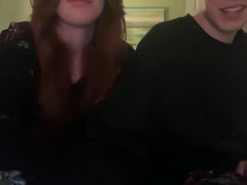 redheadandbigpeenar's chat room