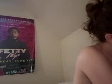 deepthroatqueen33's chat room