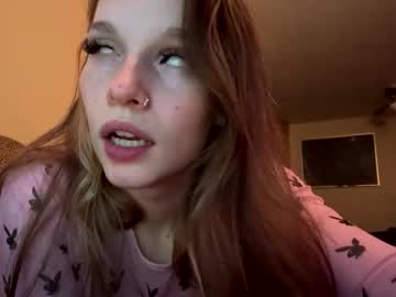 prettyandpinkkk's chat room