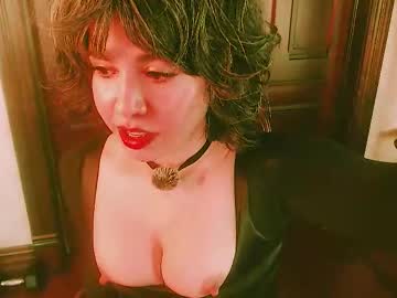 thecamwoman's chat room