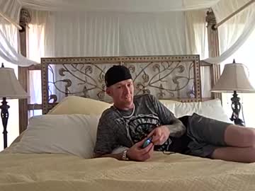 cpl_2_thrpl's chat room