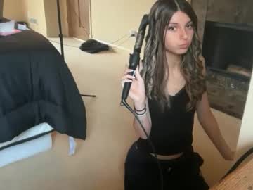 clairewalkerr's chat room