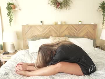 phoenix_taylor's chat room