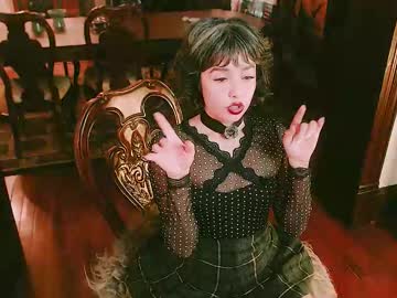 thecamwoman's chat room