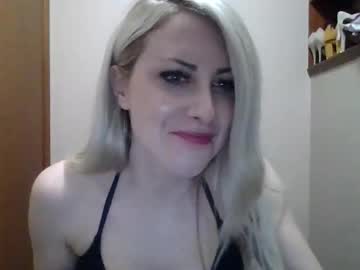 shygirlyxo's chat room