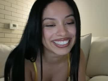 amaya_floress's chat room