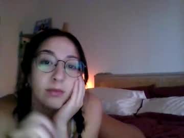 _sexylittleslutt's chat room