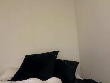 chloeros3e's chat room