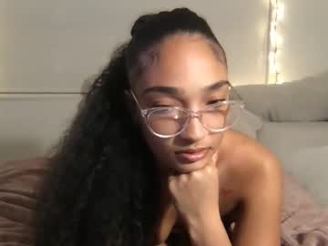 rosalinatoosexy's chat room