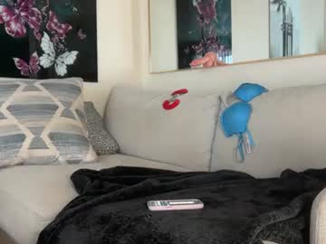 blondebunny999's chat room