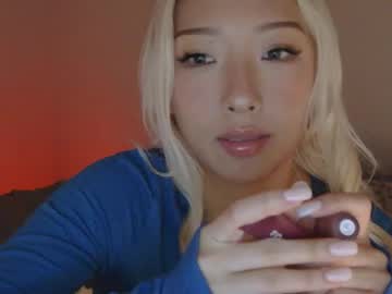 vivianwinters's chat room