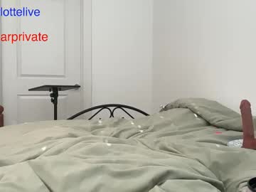 redcharlotte's chat room