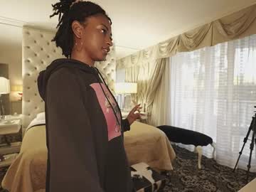 jada_valentine's chat room