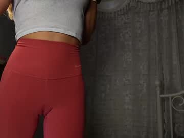 sunluscious's chat room