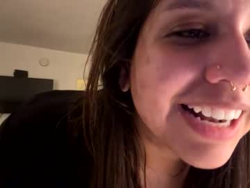 ayailaalovee's chat room