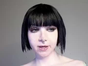 ivey_strigoi's chat room