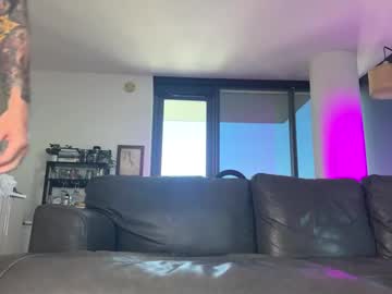 the_isa_bella's chat room