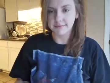 tinywithtiddies's chat room