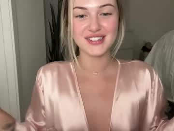 luvaimee's chat room