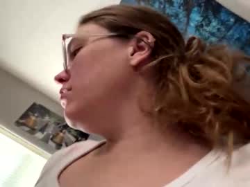 thecannababeh's chat room