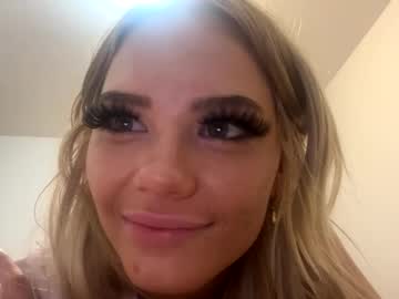 britneycherry08's chat room