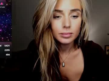 theselina_kyle's chat room