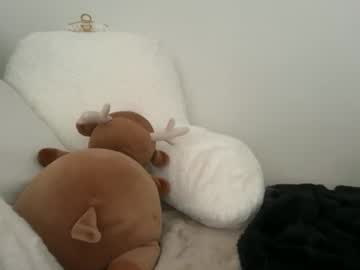 clairewalkerrr's chat room